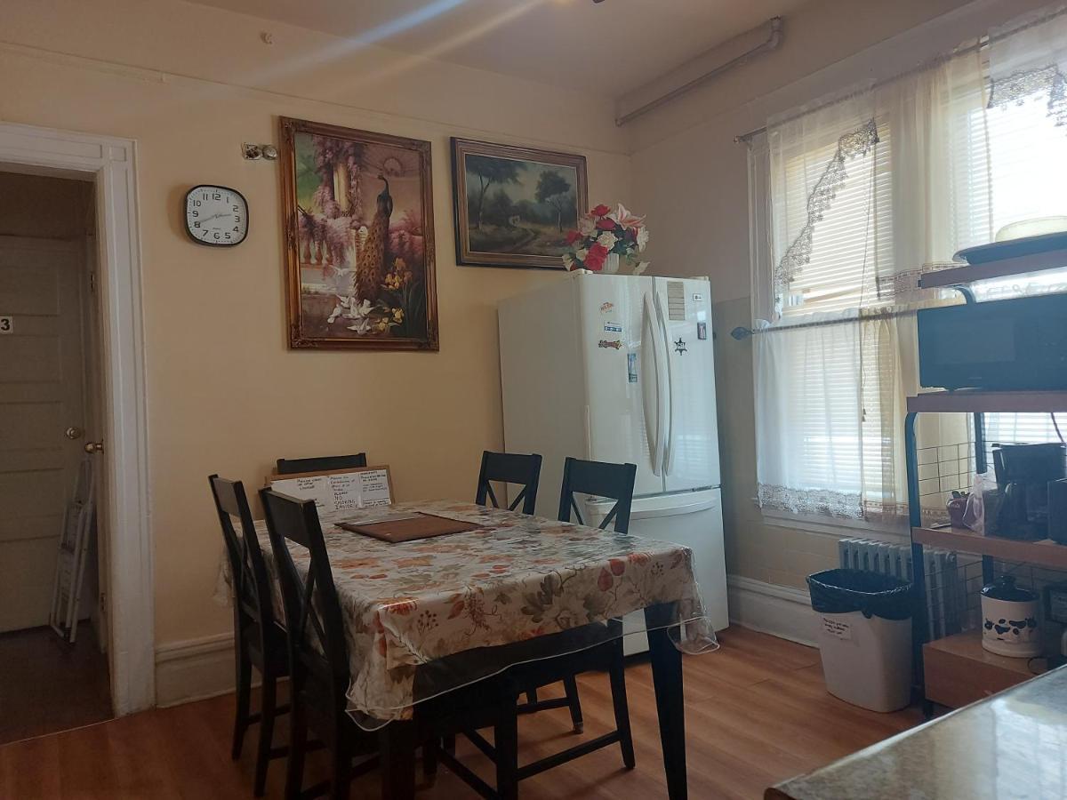 Crsytal Chateau Room Rental Nowy Jork Zewnętrze zdjęcie